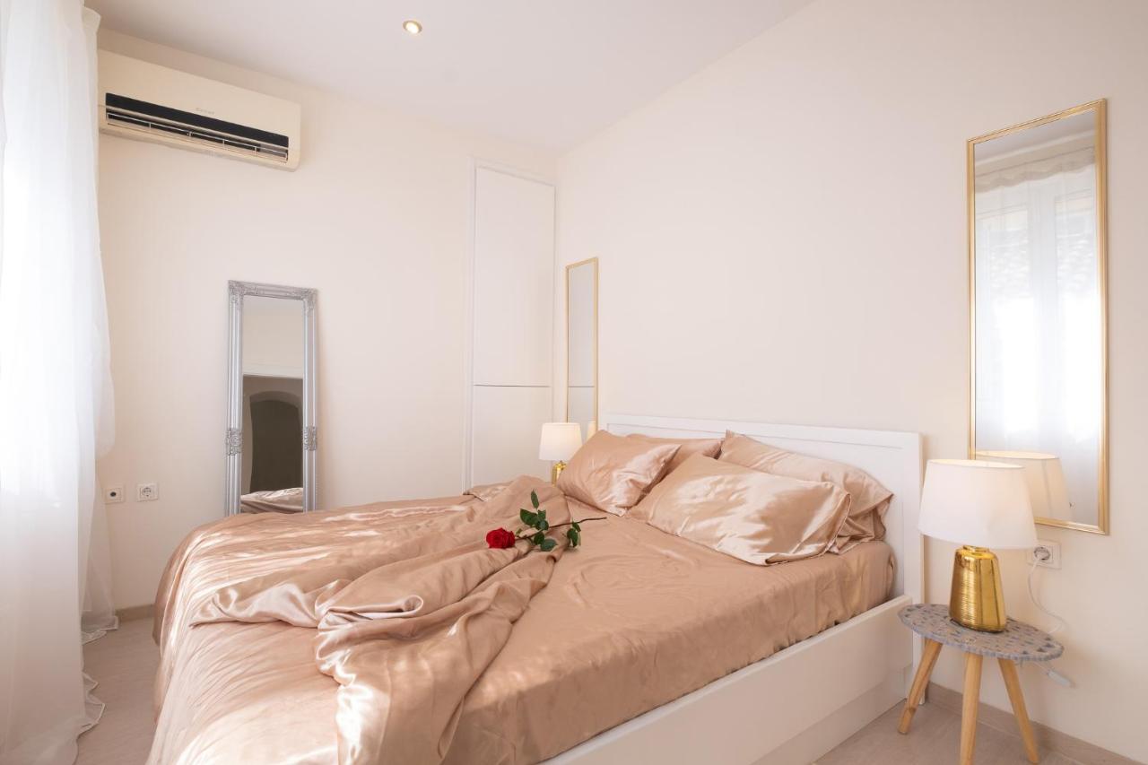 Nadiona Suites Red & Cream Corfu (city) Exterior foto