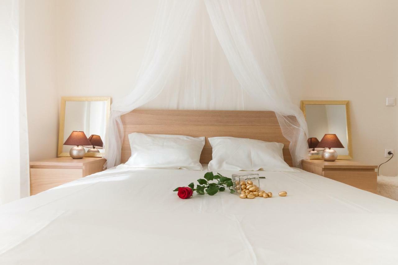 Nadiona Suites Red & Cream Corfu (city) Exterior foto